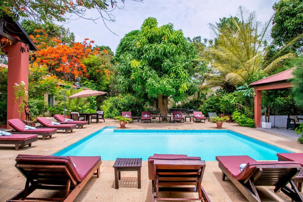 Hibiscus House Gambia Ξενοδοχείο Brufut Εξωτερικό φωτογραφία