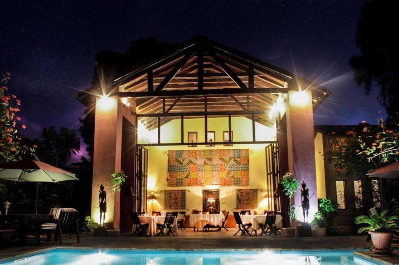 Hibiscus House Gambia Ξενοδοχείο Brufut Εξωτερικό φωτογραφία