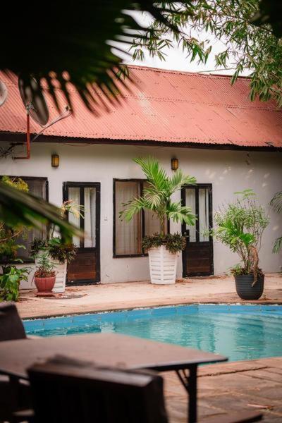 Hibiscus House Gambia Ξενοδοχείο Brufut Εξωτερικό φωτογραφία