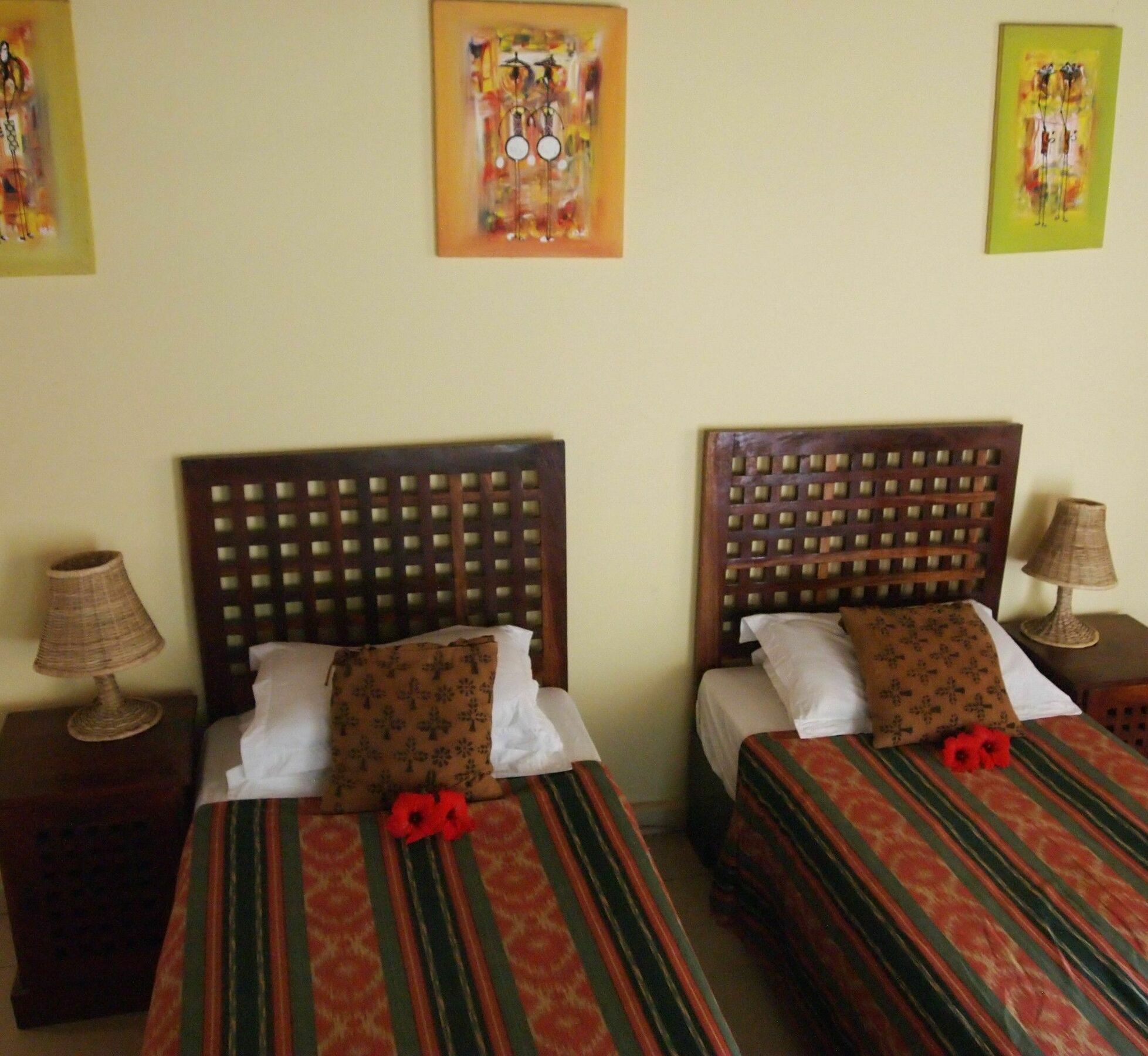 Hibiscus House Gambia Ξενοδοχείο Brufut Εξωτερικό φωτογραφία